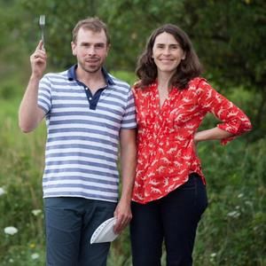 Meet your Posher, Flora